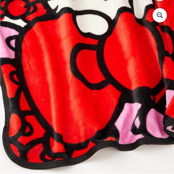 NEW Hello Kitty Kids Silky Soft Plush Throw, 40 x 50, Sanrio - Picture 2 of 6
